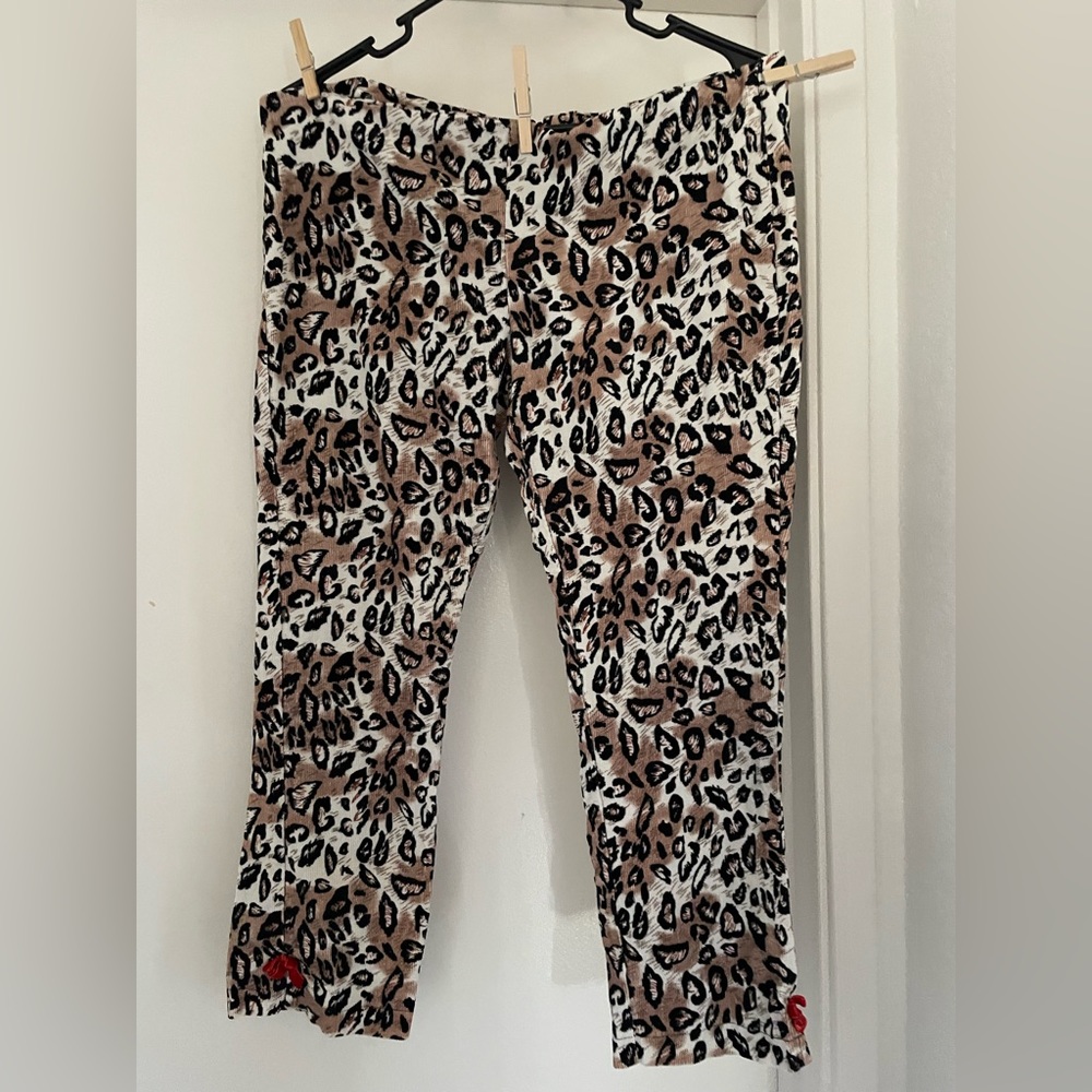 Lucky 13 Large Leopard Capri Pants with Bow perfect for car shows!